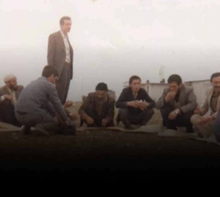 İşte siyasilerin arşivde kalmış bilinmeyen fotoğrafları