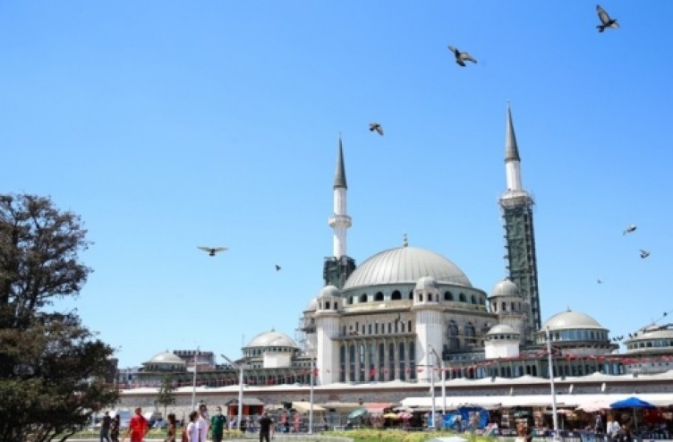 Taksim Camii'nde sona yaklaşılıyor! İşte son durum
