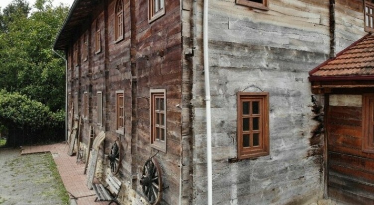 Zonguldak'ta 200 yıllık çivisiz cami zamana meydan okuyor