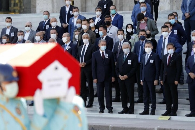 Hayatını kaybeden eski Bakan Zeki Ergezen için TBMM'de tören