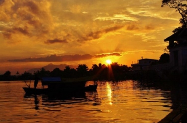 Suyun altında yaşayan kabile bilim insanlarını hayrete düşürüyor