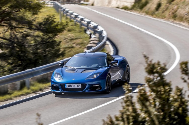 En iyi spor arabalar 2021