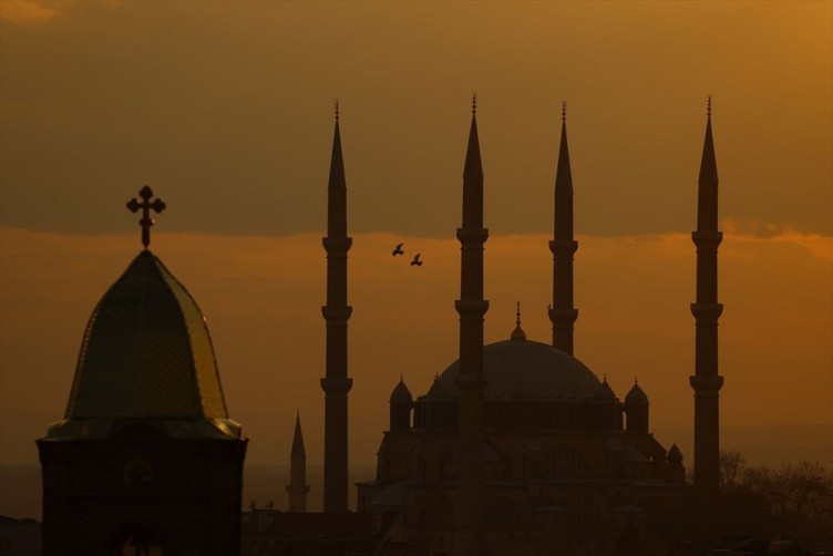 446 yıldır zamana meydan okuyor: Selimiye Camisi