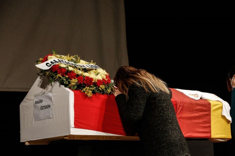 Rasim Öztekin'e veda