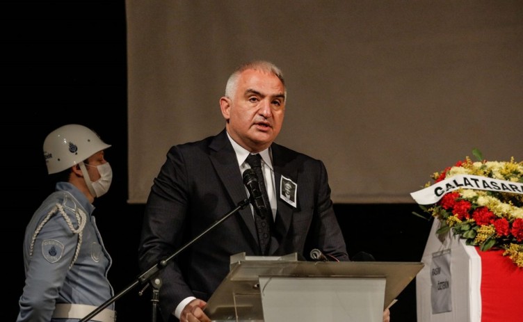 Rasim Öztekin'e veda