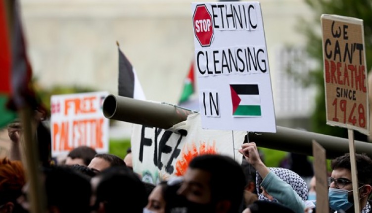 ABD'de yüzlerce kişi Filistin için sokakta