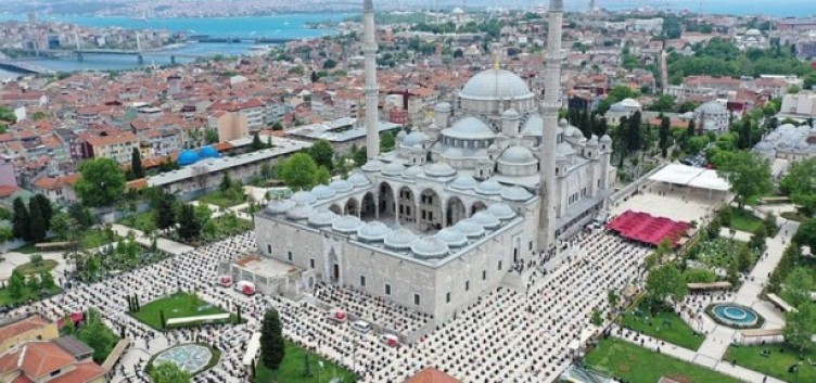 İşte İstanbul'un üzerine kurulduğu 7 tepe