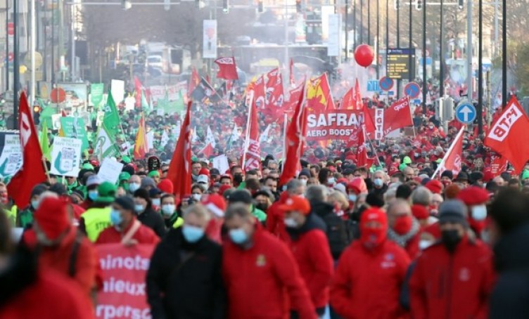 Belçika'da hükümete protesto: Her şey zamlanıyor, ücretlerimiz hariç