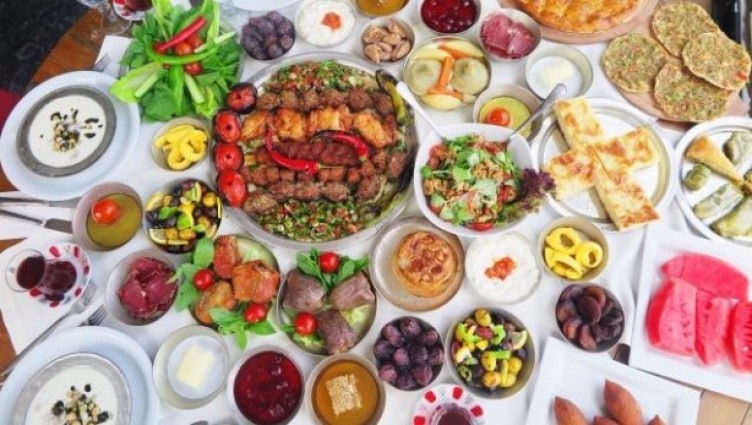 Uzman isimden Ramazan'da beslenme önerisi