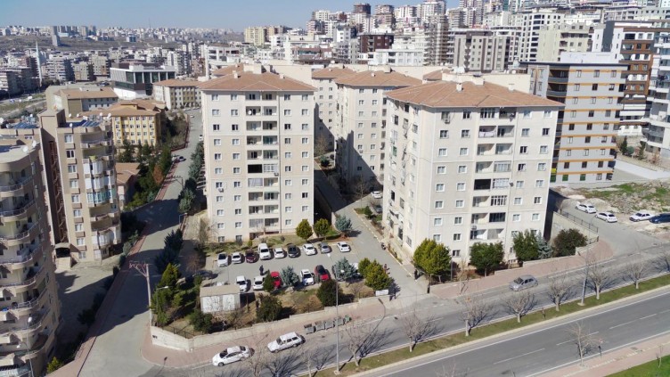 Deprem bölgesindeki TOKİ evleri zarar görmedi