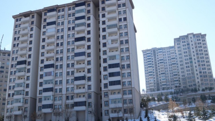 Deprem bölgesindeki TOKİ evleri zarar görmedi