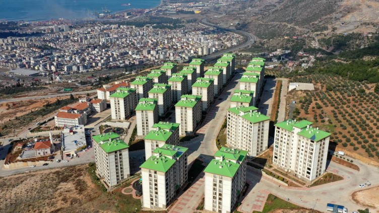 Deprem bölgesindeki TOKİ evleri zarar görmedi