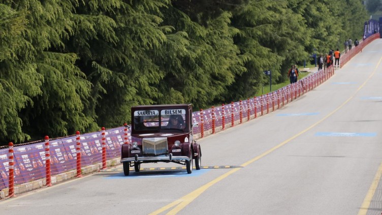 Alternatif Elektrikli Araçlar TEKNOFEST Pistinde