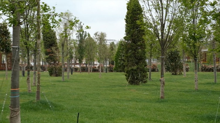 Atatürk Havalimanı Millet Bahçesi inşaatı devam ediyor