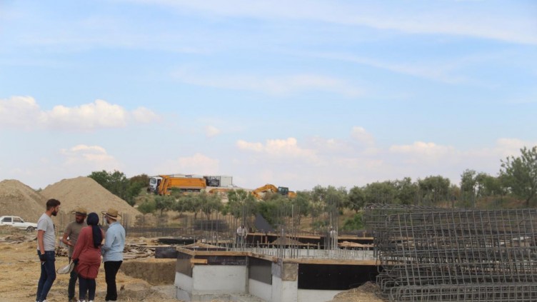 Depremin yıktığı Hatay'da köy evleri yükseliyor