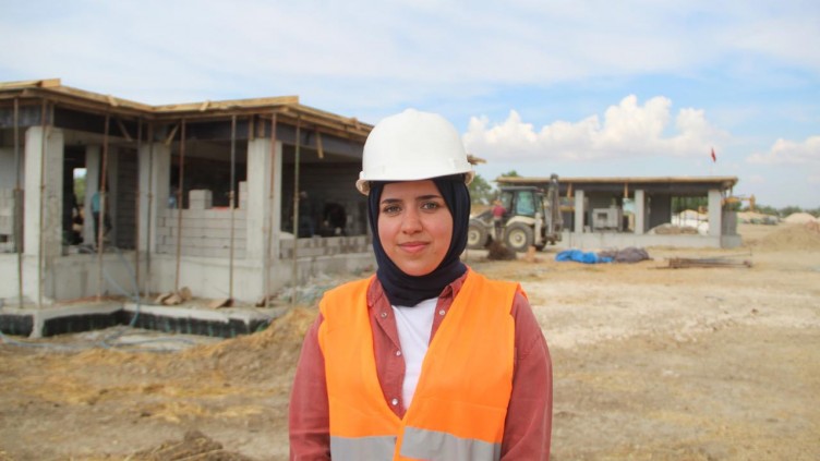 Depremin yıktığı Hatay'da köy evleri yükseliyor