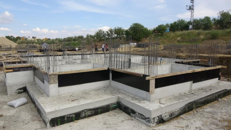 Depremin yıktığı Hatay'da köy evleri yükseliyor