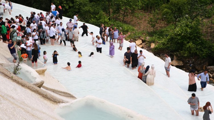 G Ksu Travertenleri Giresun Un Pamukkale Si Oldu