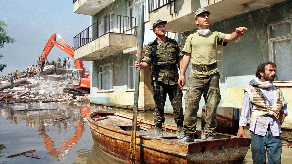 Bakan Elvan A Klad Y Lda Ne Kadar Deprem Vergisi Topland