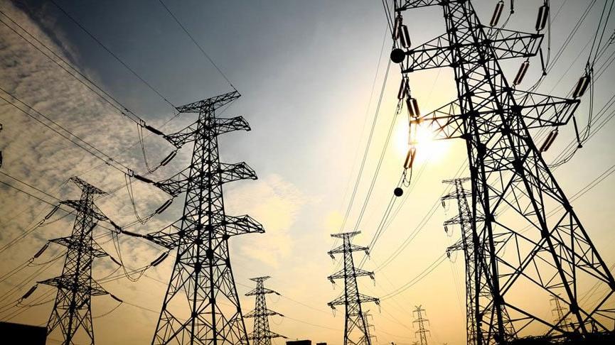 Sanayide elektrik kesintilerine ilişkin flaş açıklama: İki firma üretime ara verdi