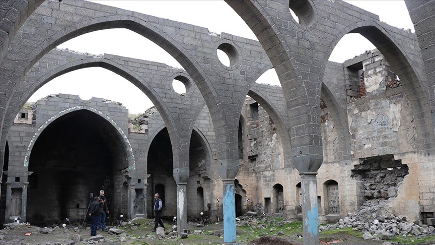 Diyarbakır'da 500 yıllık Surp Sargis Ermeni Kilisesi restore edilecek