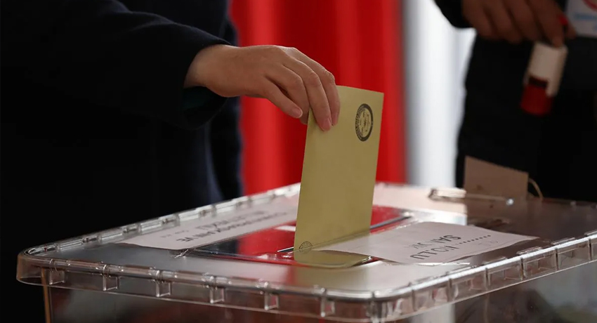 Seçimi manipüle etme girişimi! İlk dolar hamlesi geldi