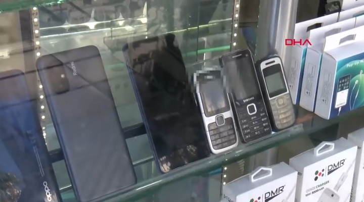 Dijital bağımlılığa, velilerden 'tuşlu telefon' tedbiri