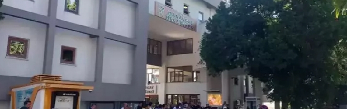 Manavgat Belediyesi'ne yönelik 'rüşvet' soruşturmasında 6 ilde operasyon