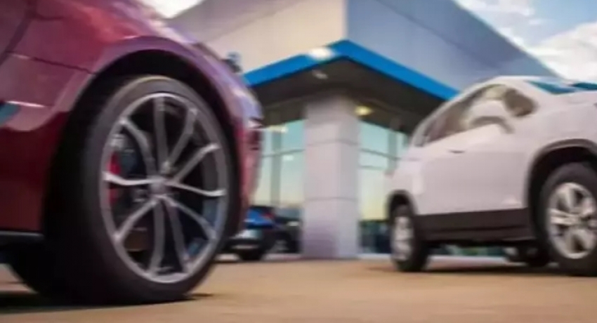 Otomobilini güncel fiyatının üzerinde satmaya çalışan kişiye 279 bin lira ceza