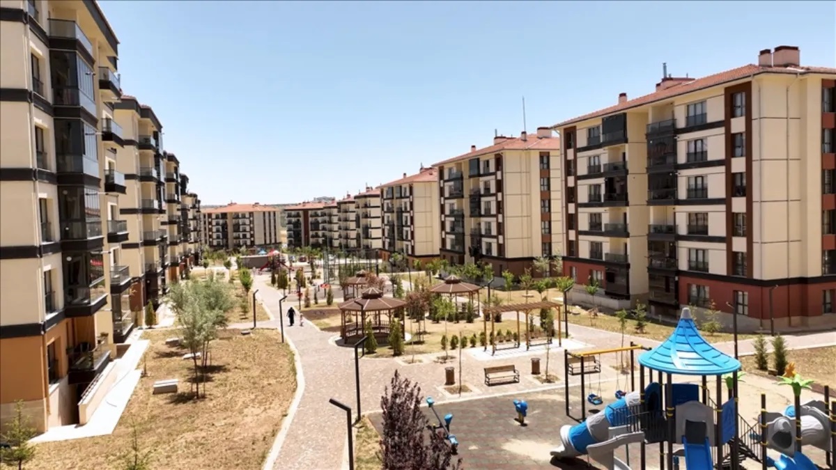 "Yüzyılın Konut Projesi"ne vatandaşlardan yoğun ilgi