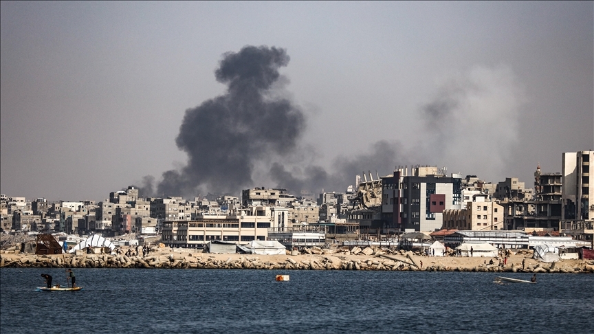 İsrail ordusu ateşkesi ihlal ederek Gazze ve Han Yunus’un doğusunu bombaladı