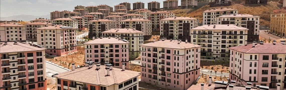 Deprem bölgesi için başlatılan "asrın inşa seferberliği"nde sona gelindi