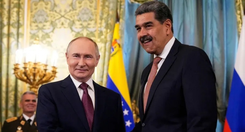 Putin ile Maduro telefonda görüştü: Venezuela'nın yanındayız