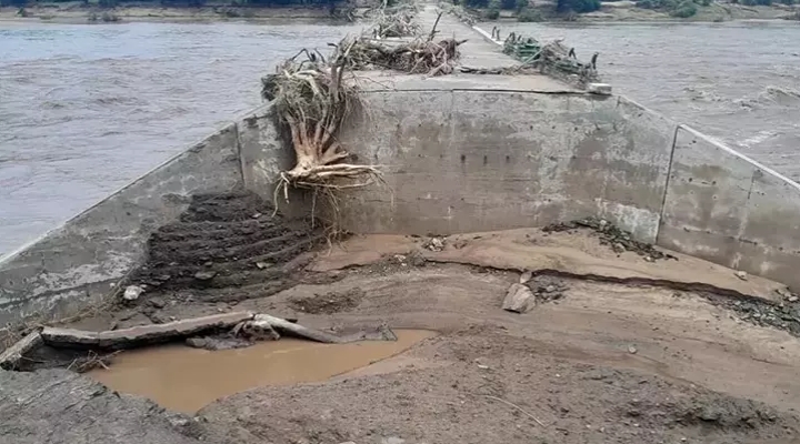 Güney Afrika'da sel: 37 ölü