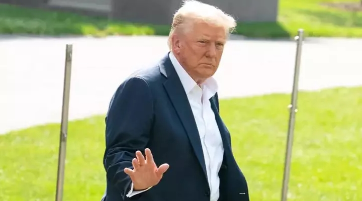 Trump, Macron'un kendisine gönderdiği mesajı paylaştı