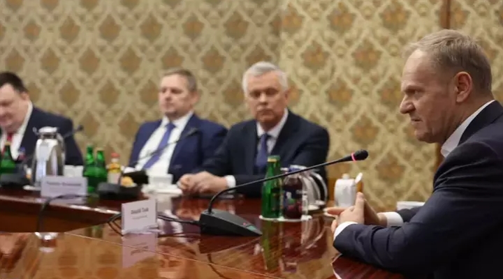 Polonya Başbakanı Tusk: Grönland’a asker göndermeyeceğiz