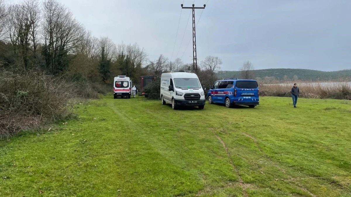 Sakarya'da haber alınamayan şahsın cansız bedeni çalılıkta bulundu
