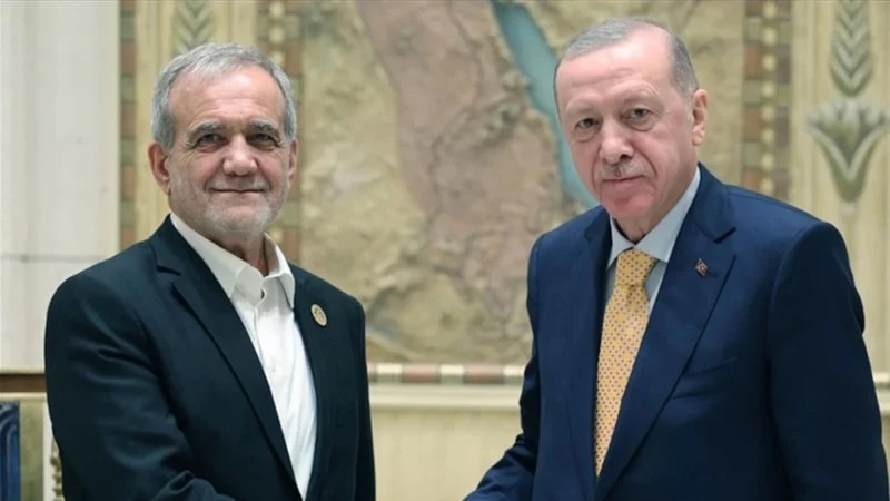 Cumhurbaşkanı Erdoğan, Mesud Pezeşkiyan ile görüştü