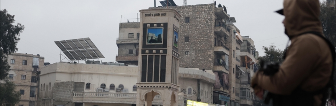 Aynularab ilçesinde açılan insani koridordan sivillerin geçişi başladı