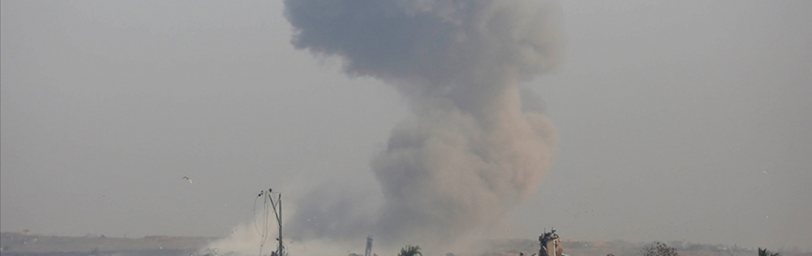 İsrail, ateşkese rağmen Gazze'de hava ve topçu saldırıları düzenledi