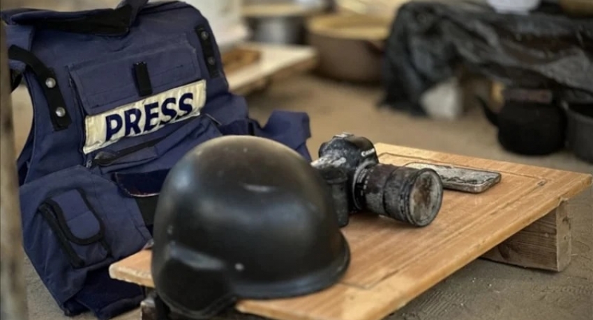 İsrail Gazze'de 3 gazeteciyi daha öldürdü