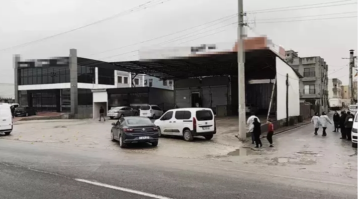 Kardeşler arasında silahlı alacak kavgası; 1'i ağır, 4 yaralı