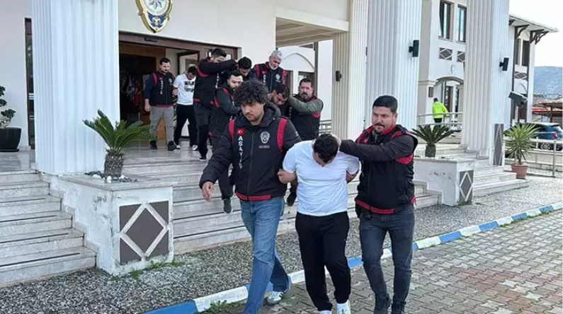Fethiye’de 2 villaya uyuşturucu baskını: 12 gözaltı