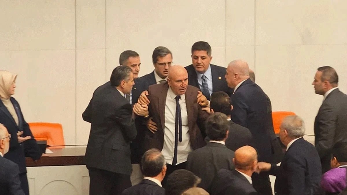 CHP'li Mahmut Tanal'dan Osman Gökçek'e: Döveceğim onu