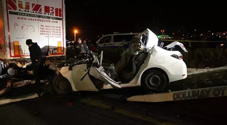 Niğde’de TIR’a arkadan çarpan otomobilin sürücüsü öldü