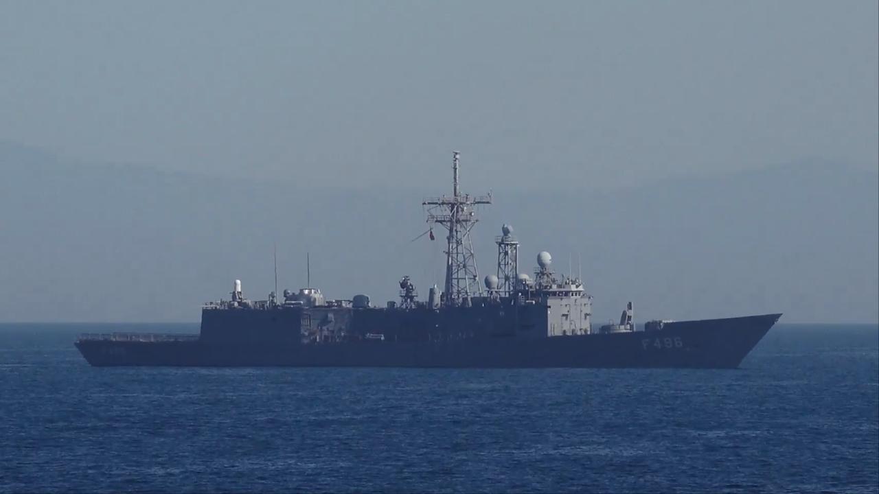 Türk savaş gemilerinden uzak denizlerde sondaj faaliyetlerine destek