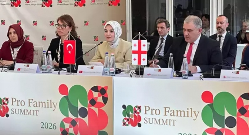 Bakan Göktaş, Macaristan’da düzenlenen ‘Aile Odaklı Zirve’de konuştu