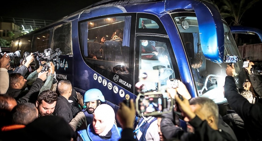 İsrail, Refah Sınır Kapısı'ndan yalnızca 12 Filistinlinin Gazze'ye dönüşüne izin verdi