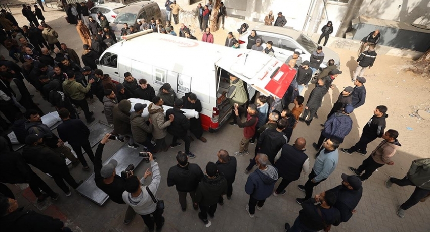 İsrail'in ateşkesi ihlal ederek Gazze’ye düzenlediği saldırılarda 10 Filistinli hayatını kaybetti