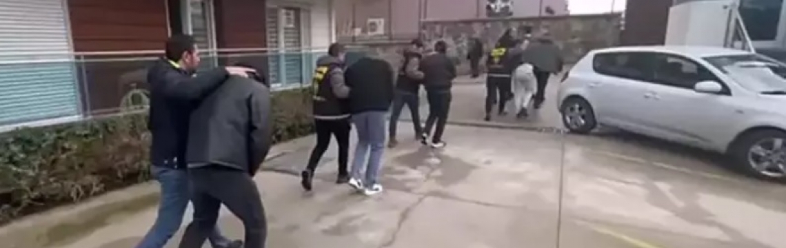 İzmir'de yasa dışı bahis operasyonunda 49 tutuklama